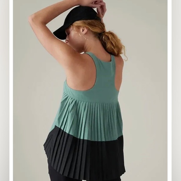 ATHLETA SWING FORWARD PLEATED TANK - Picture 2 of 9